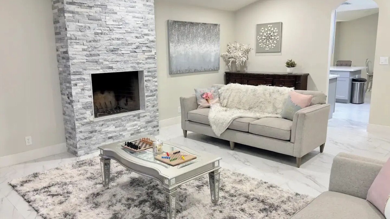 Photo of Livingroom in Dobson Ranch