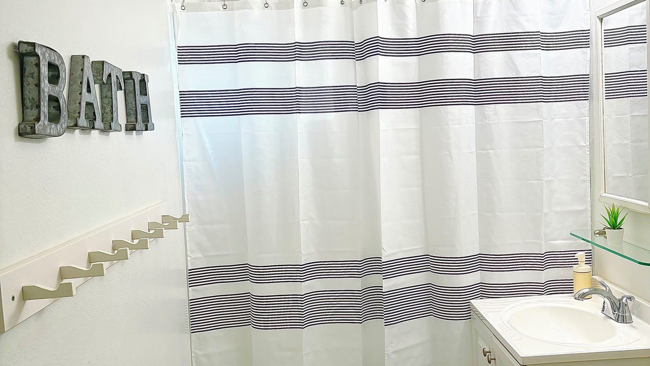 Photo of Bathroom in Yuma