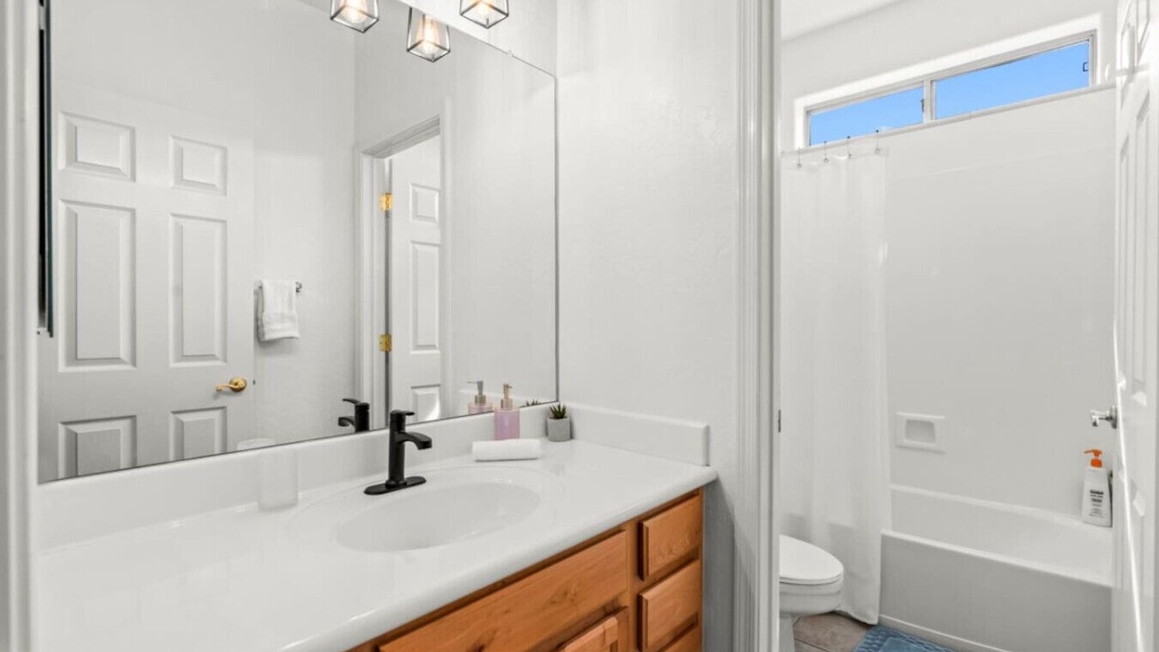 Photo of Bathroom in Palm Valley