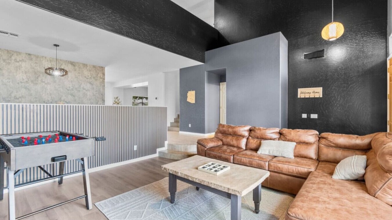 Photo of Bedroom in Palm Valley