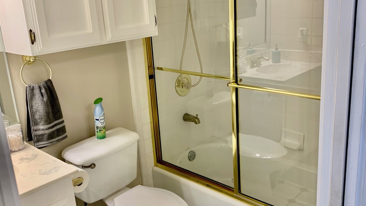 Photo of Bathroom in Mission