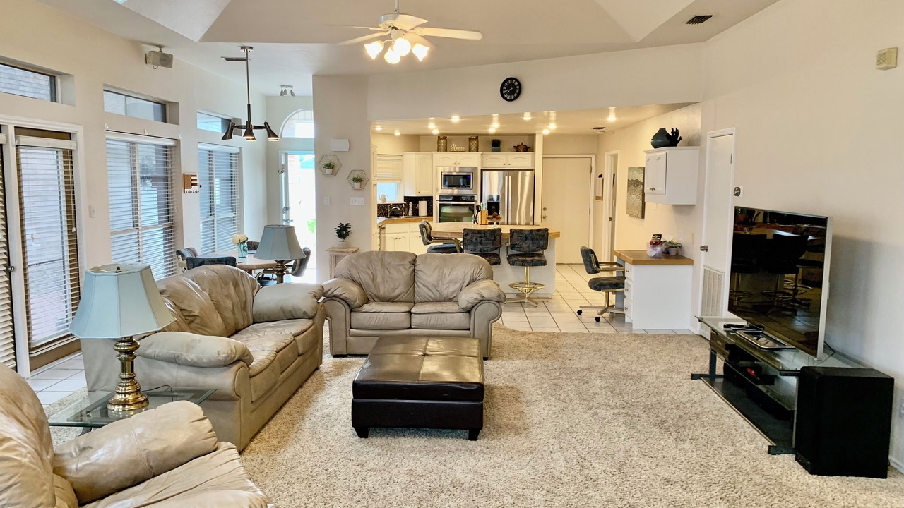 Photo of Livingroom in Mission