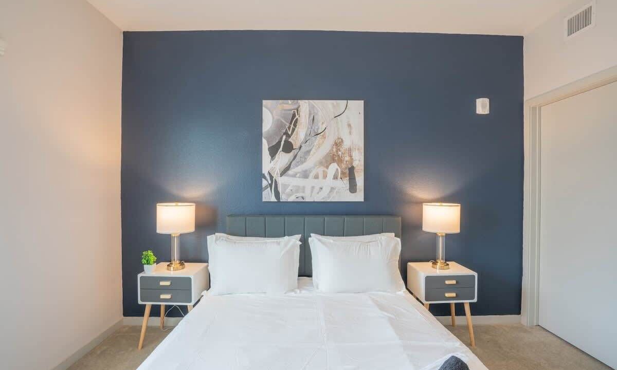 Photo of Bedroom in Evans Churchill
