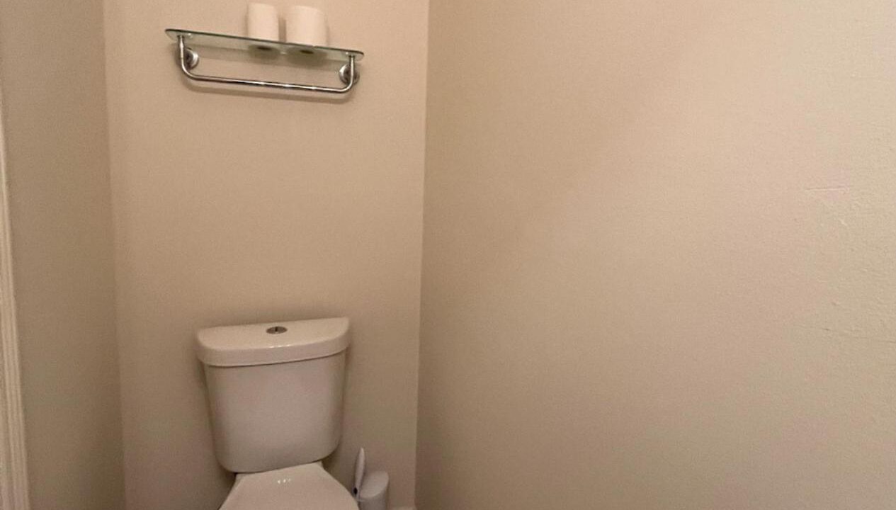 Photo of Bathroom in Brownsville