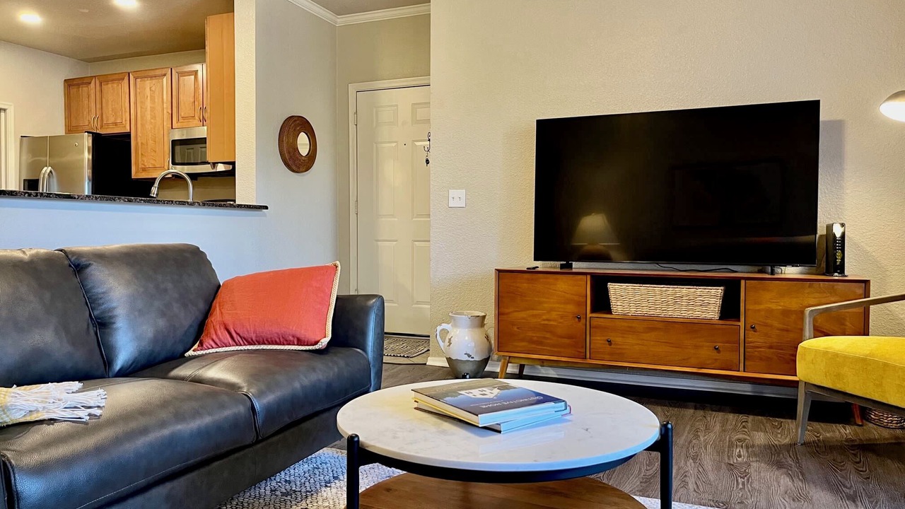 Photo of Livingroom in Camelback East