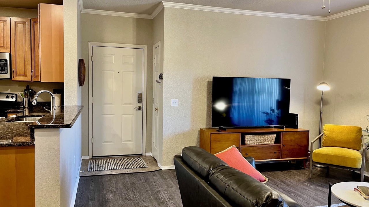 Photo of Livingroom in Camelback East