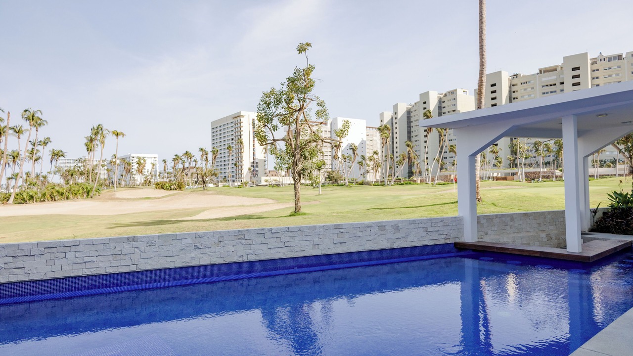 Photo of Outdoor in Diamante