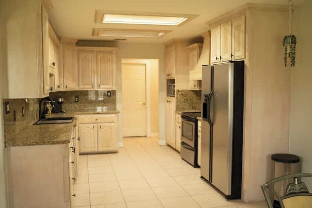 Photo of Kitchen in Edinburg