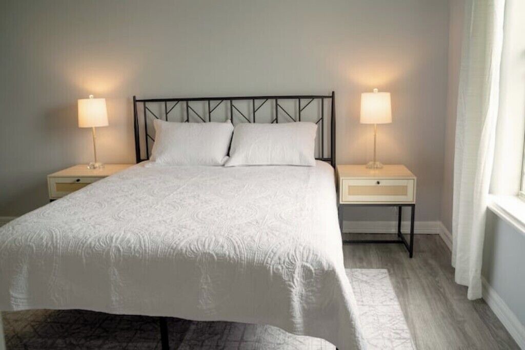 Photo of Bedroom in Edinburg
