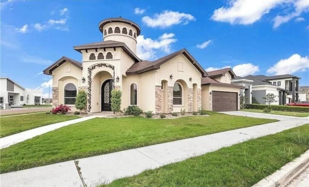 Photo of Outdoor in Edinburg