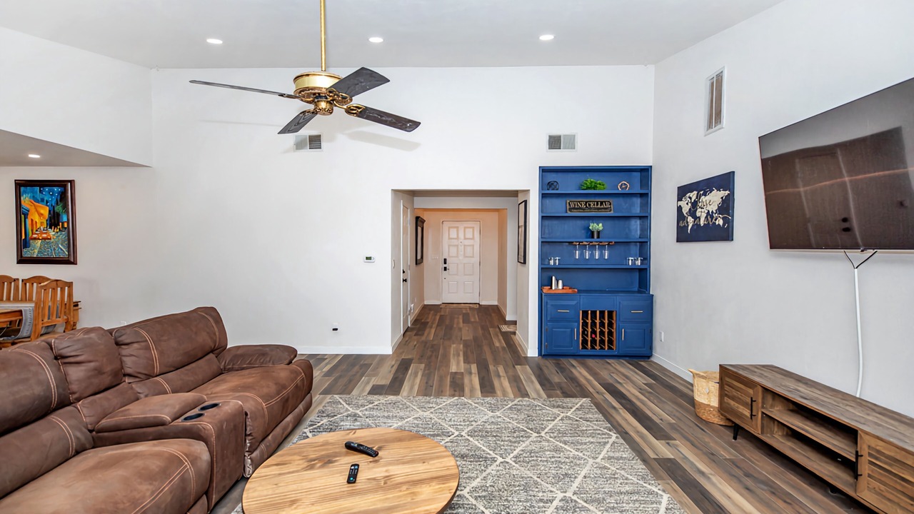 Photo of Livingroom in Mesa Del Sol