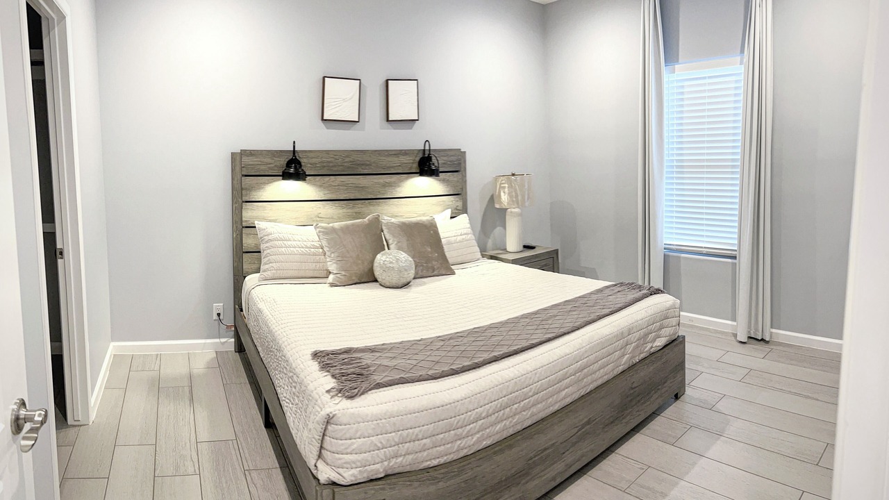 Photo of Bedroom in Brownsville