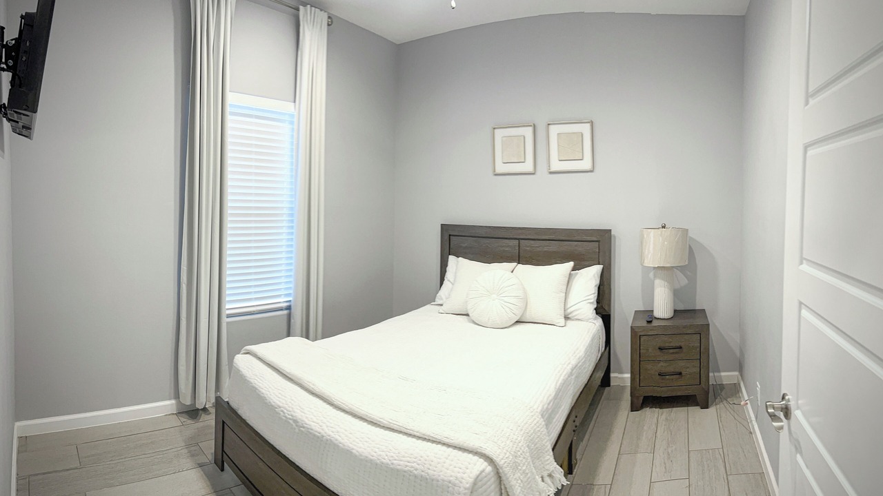 Photo of Bedroom in Brownsville
