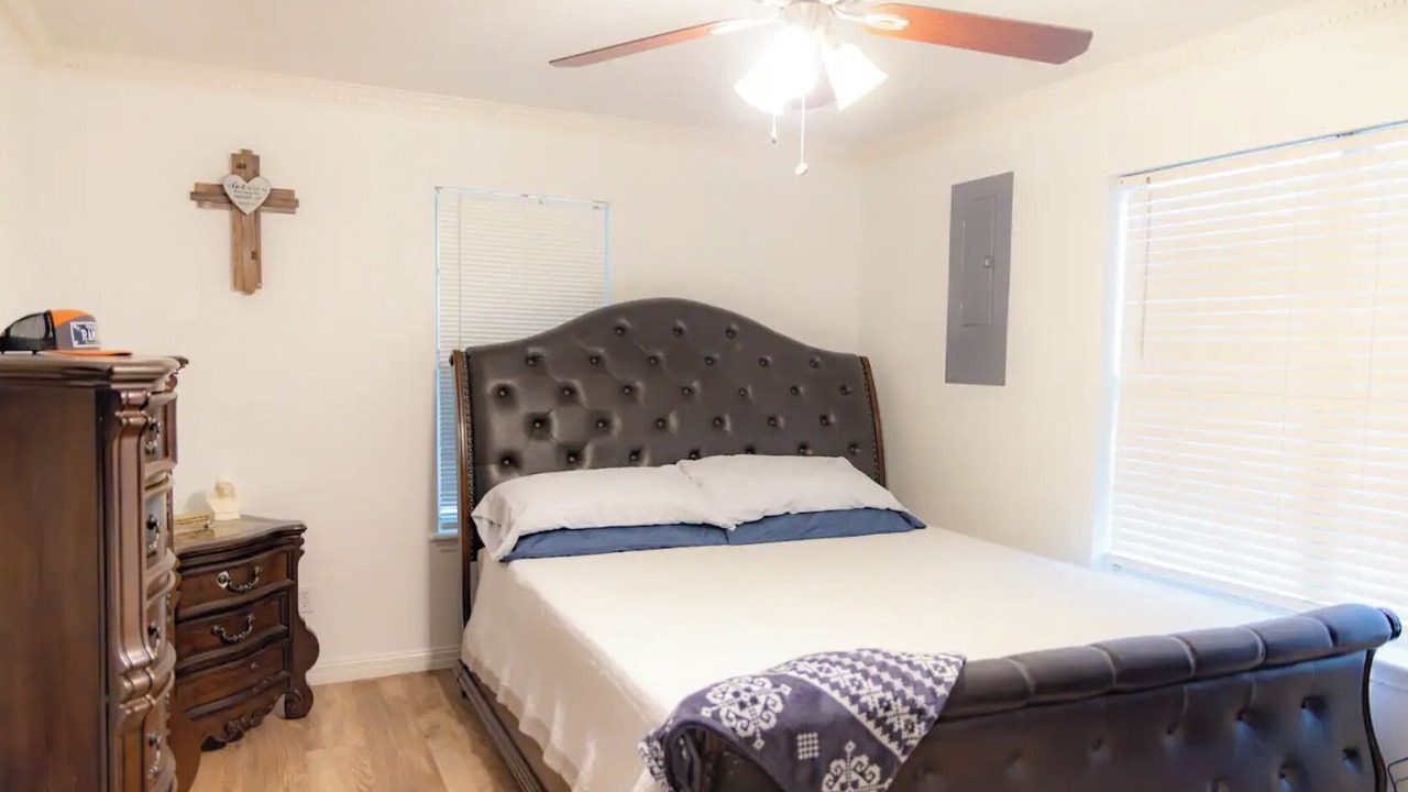 Photo of Bedroom in Harlingen