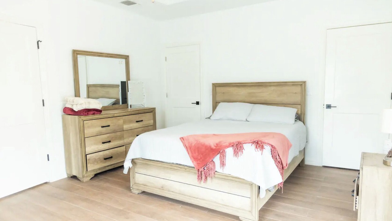 Photo of Bedroom in Harlingen