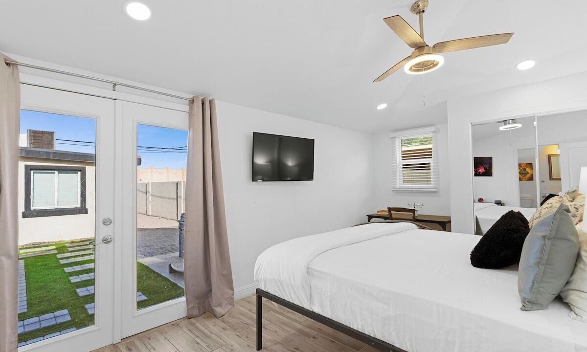 Photo of Bedroom in Evans Churchill