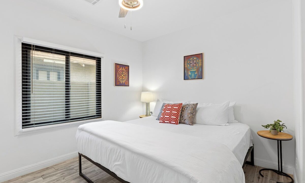 Photo of Bedroom in Evans Churchill