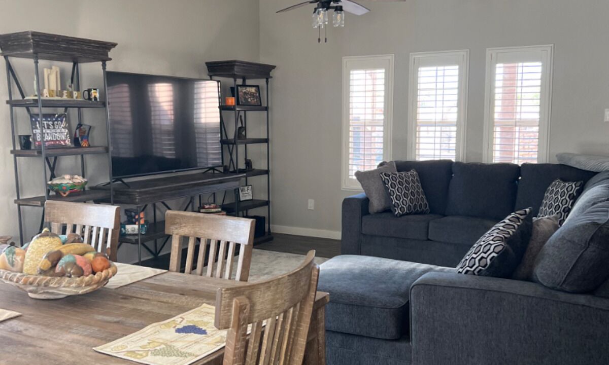 Photo of Livingroom in Foothills