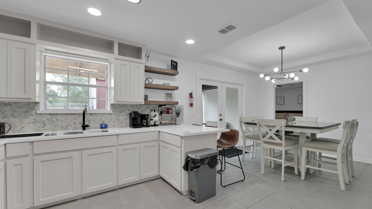 Photo of Kitchen in Edinburg