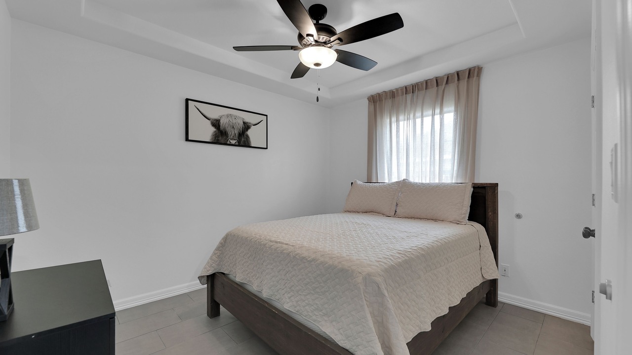 Photo of Bedroom in Edinburg
