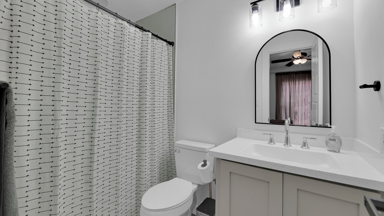 Photo of Bathroom in Edinburg