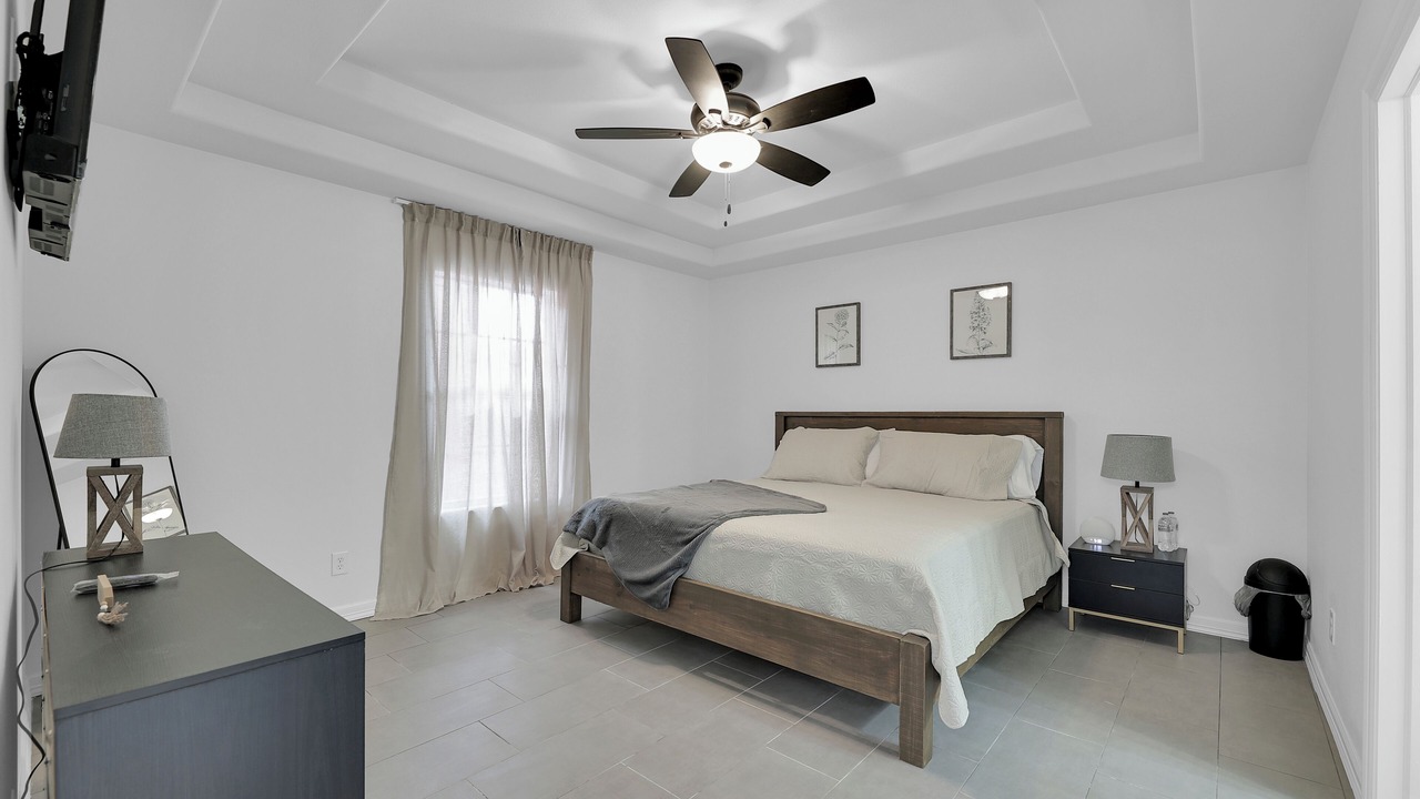 Photo of Bedroom in Edinburg