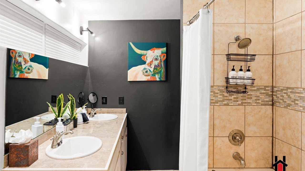 Photo of Bathroom in Cave Creek