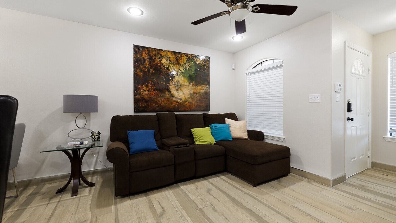 Photo of Livingroom in McAllen