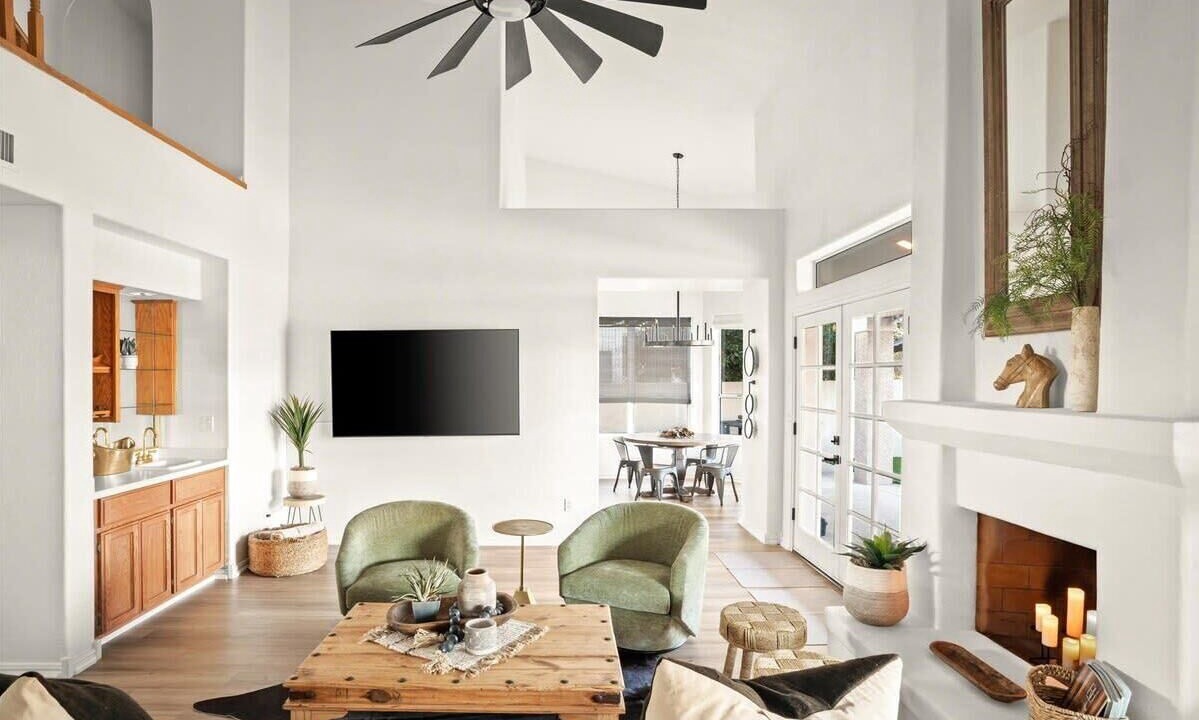 Photo of Livingroom in Arrowhead Ranch