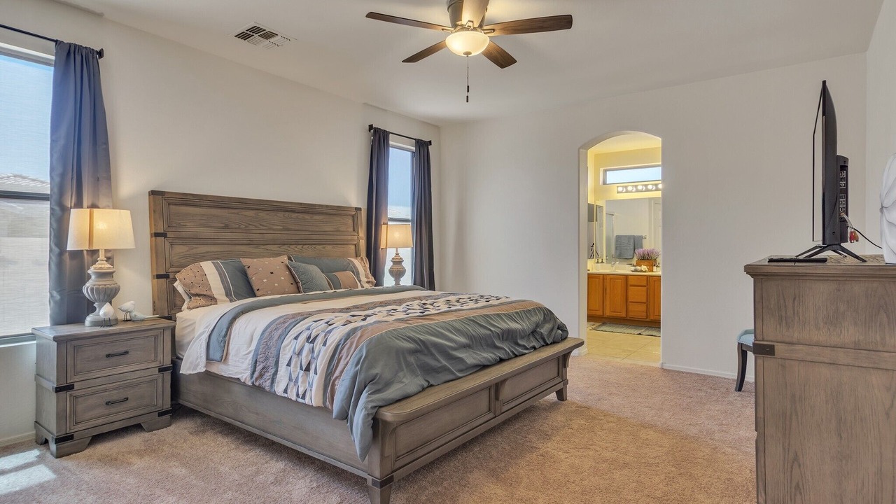 Photo of Bedroom in Oakwood