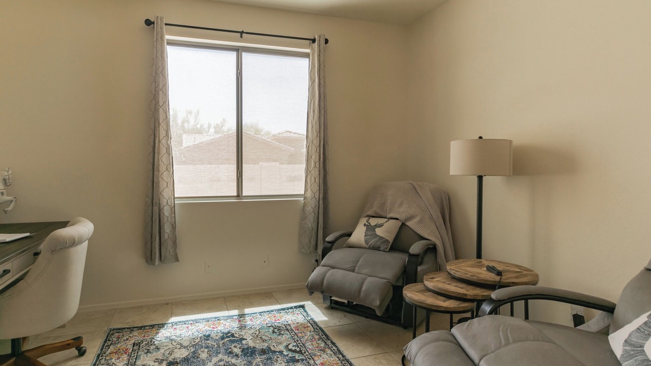 Photo of Livingroom in Oakwood