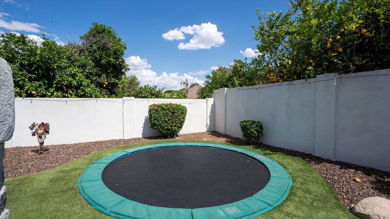 Photo of Outdoor in Thayer Estates