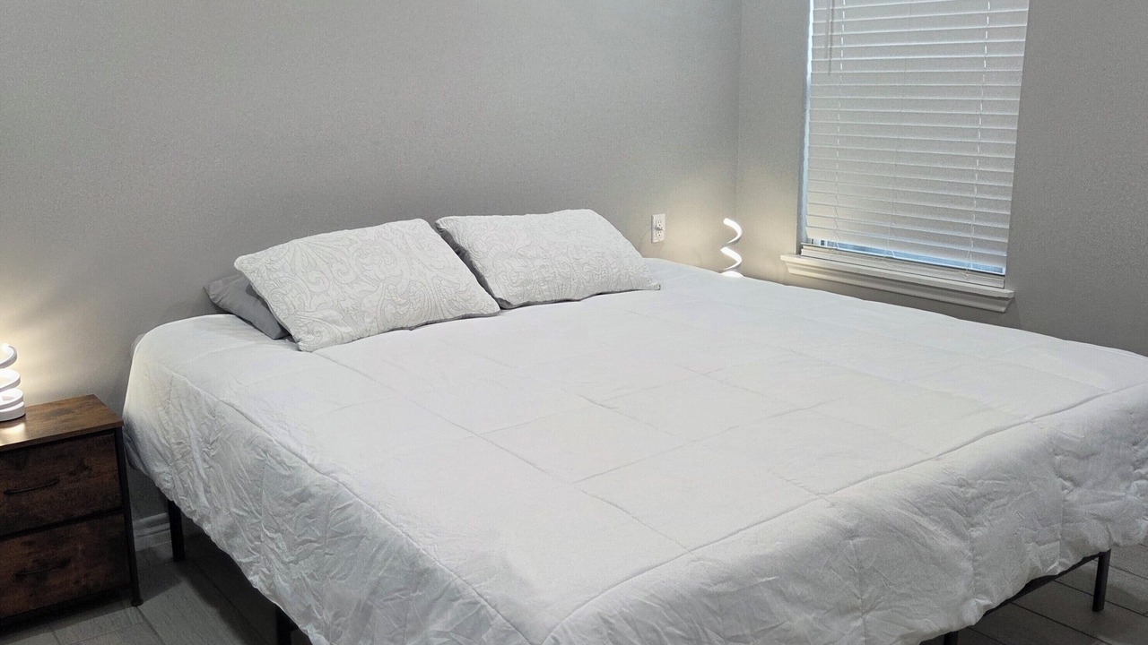 Photo of Bedroom in Brownsville
