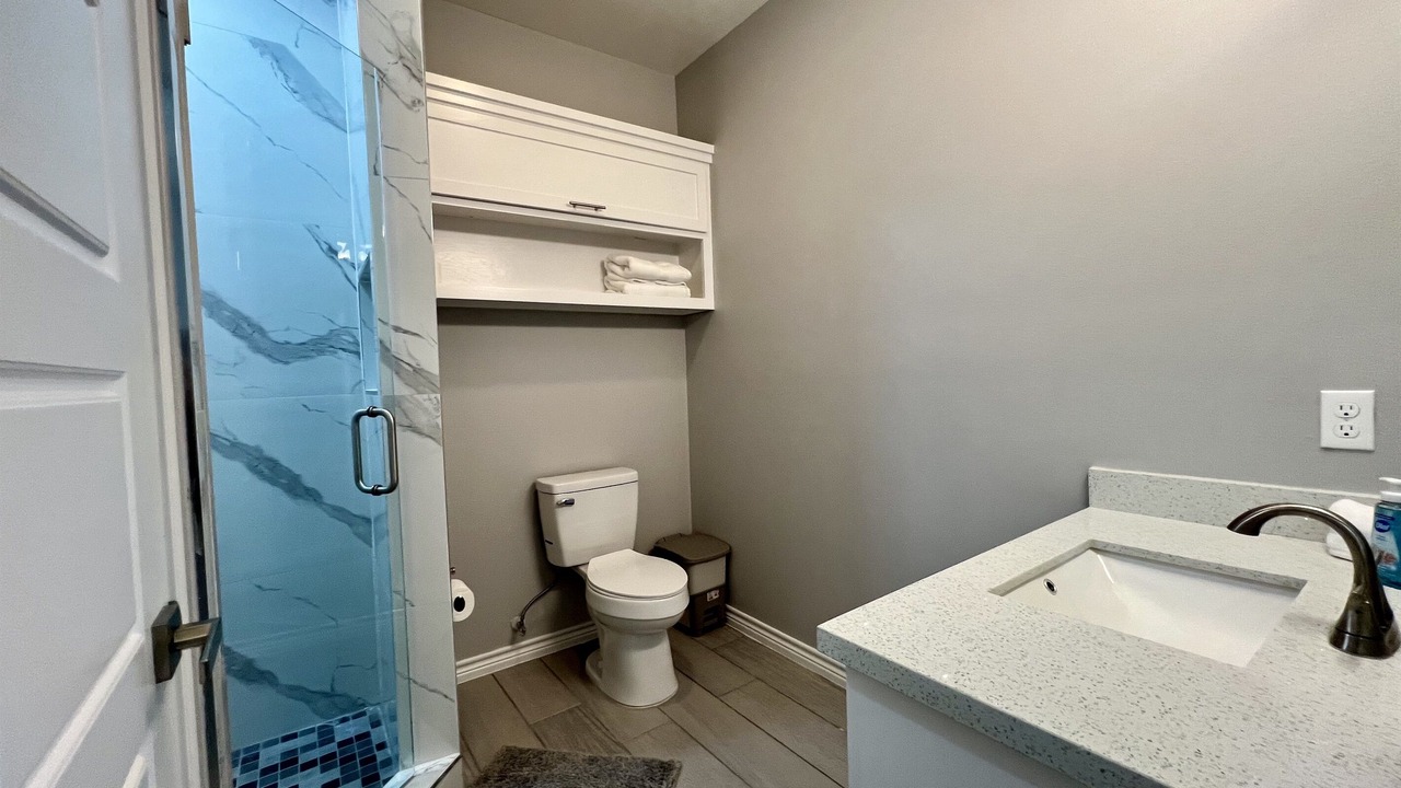 Photo of Bathroom in Brownsville