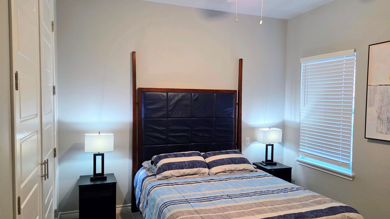 Photo of Bedroom in Brownsville