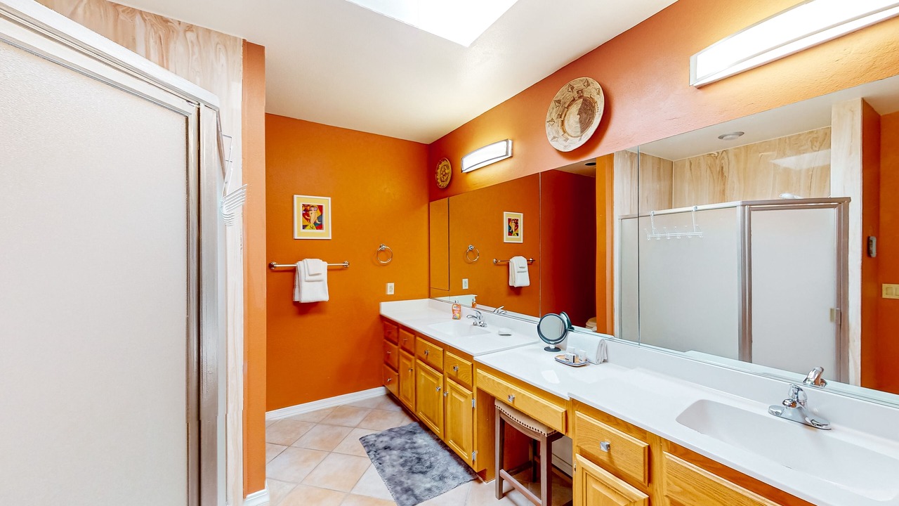 Photo of Bathroom in Saddlebrooke
