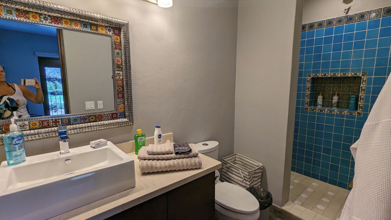 Photo of Bathroom in Nopolo