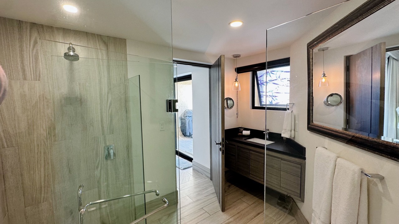 Photo of Bathroom in Marina
