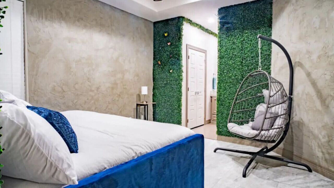 Photo of Bedroom in Palmhurst