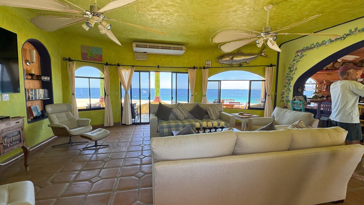 Photo of Livingroom in Los Barriles