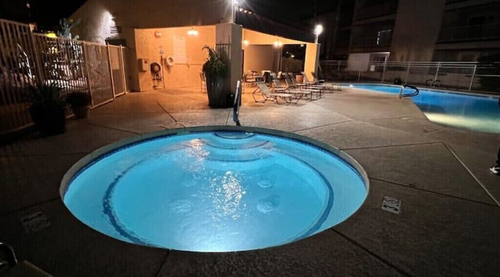 Photo of Outdoor in Lake Biltmore Village