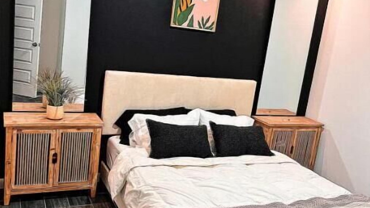 Photo of Bedroom in Pharr