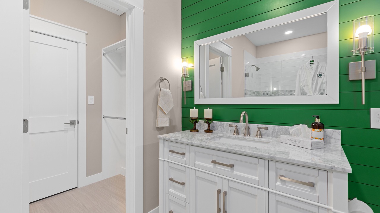 Photo of Bathroom in The Shores