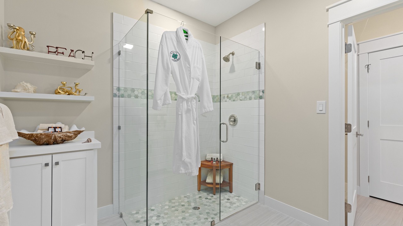 Photo of Bathroom in The Shores