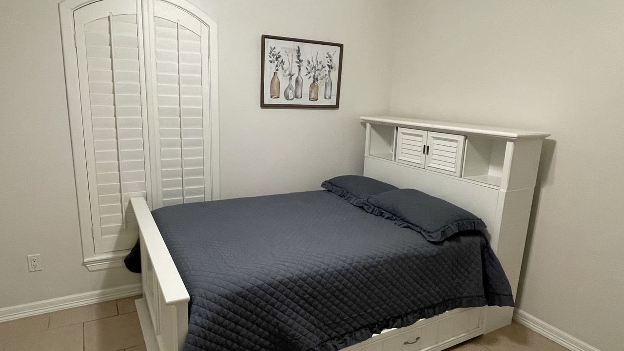 Photo of Bedroom in Edinburg