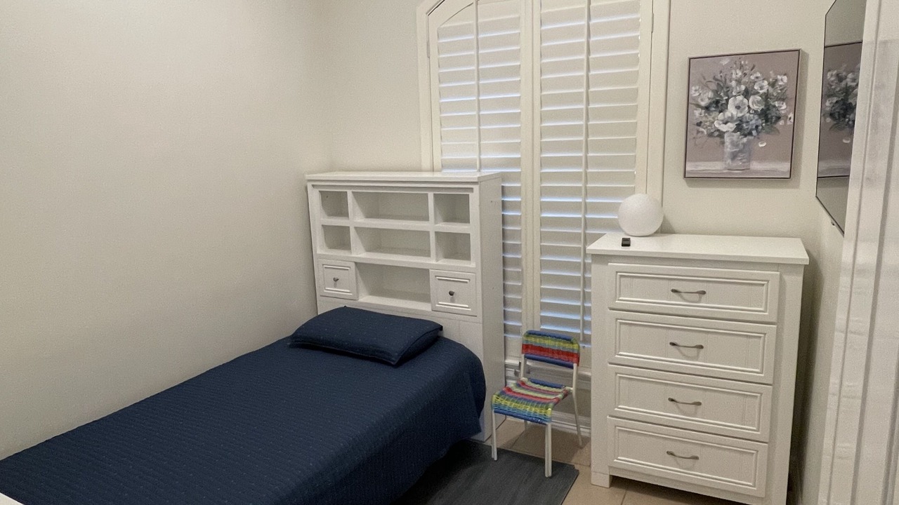 Photo of Bedroom in Edinburg