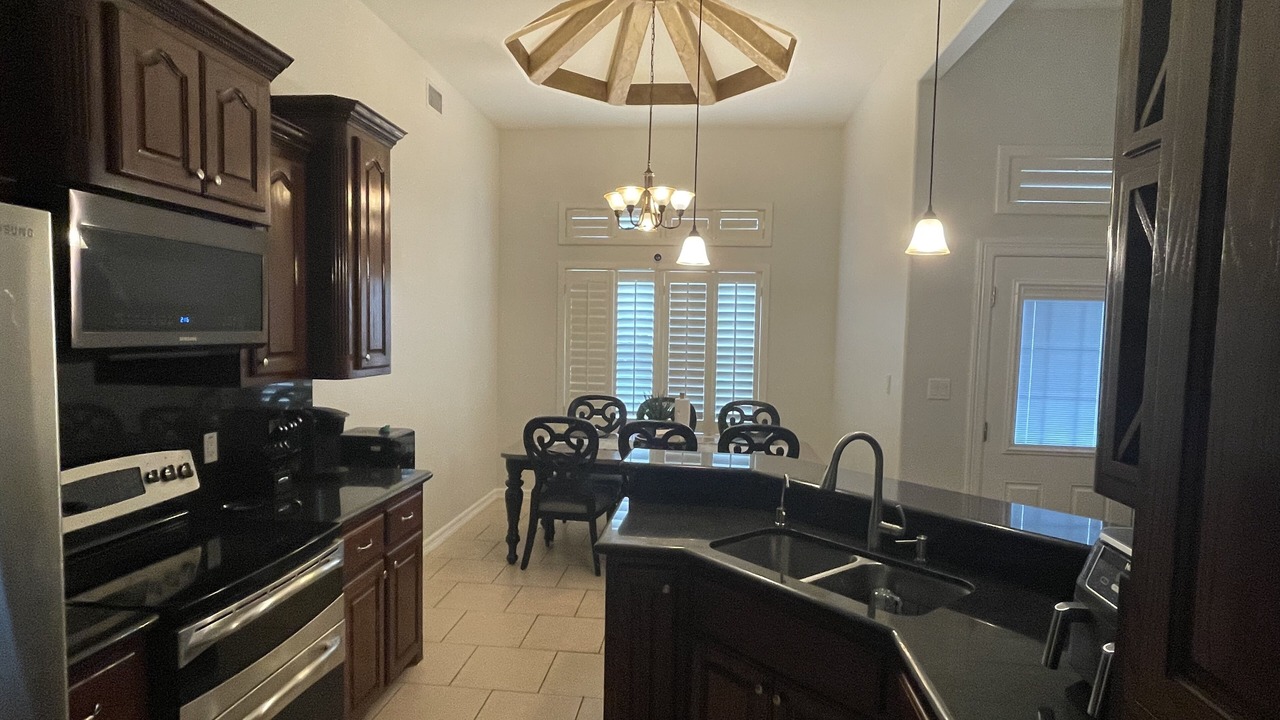 Photo of Kitchen in Edinburg
