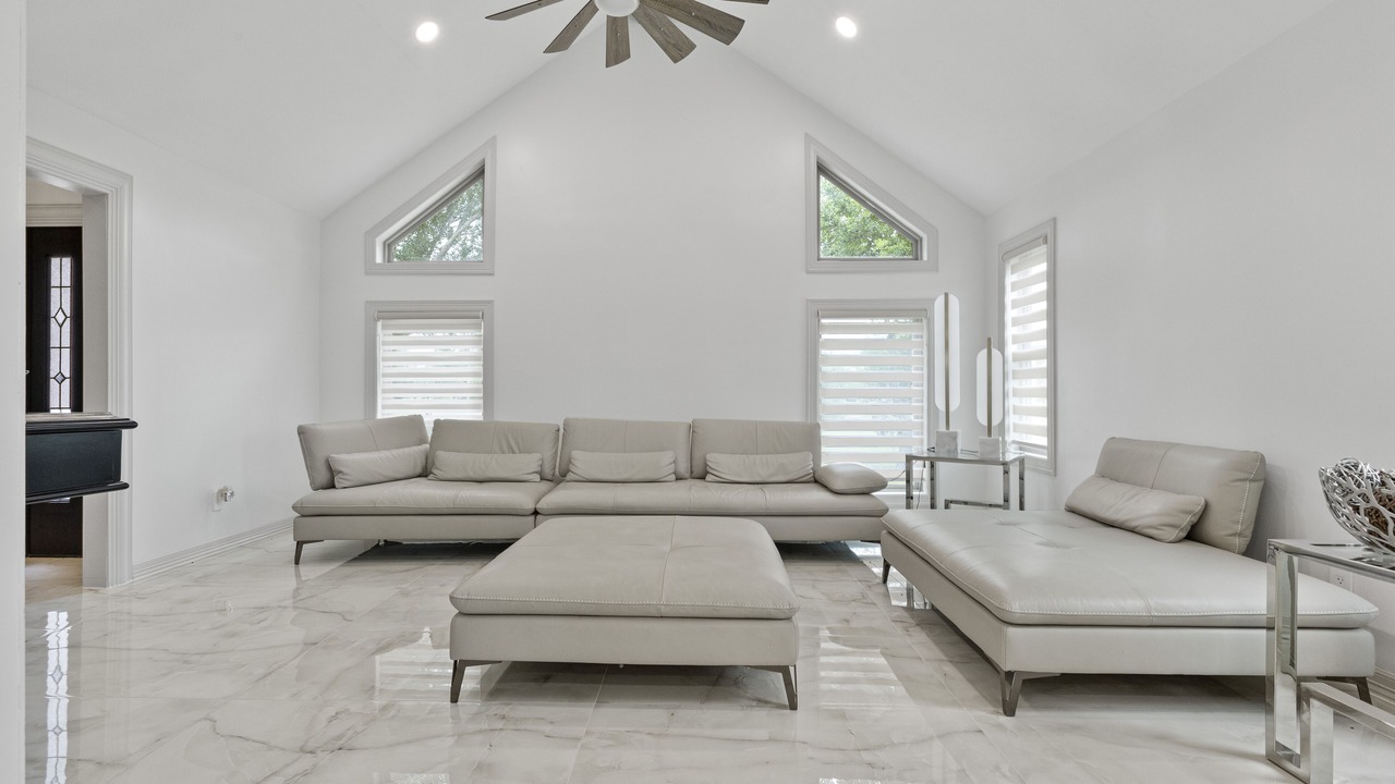 Photo of Livingroom in San Benito
