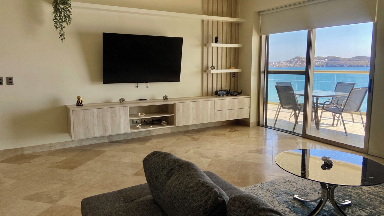 Photo of Livingroom in San Carlos