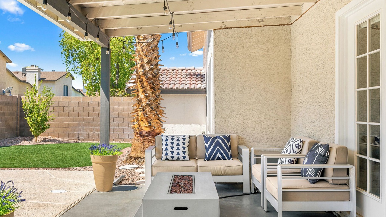 Photo of Patio Balcony in Pivotal Peoria Center